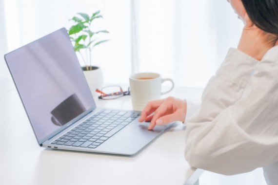 オンライン講座なので、どの地域に住んでいる方でも気軽に受講できます。気軽に参加できる120分の講義です。